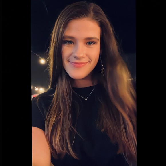 Meet your Posher, Tara - Picture 9 of 9